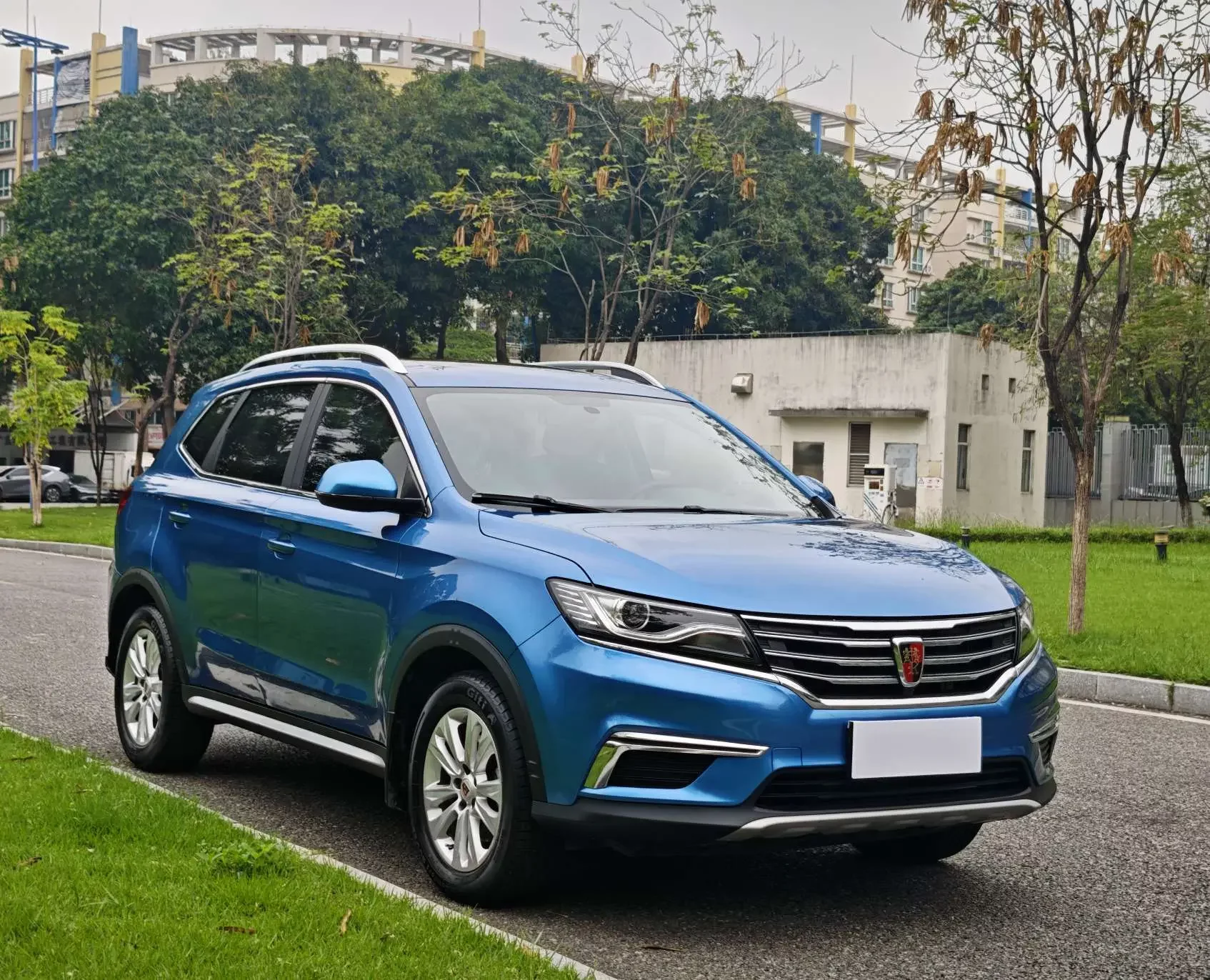 Roewe RX5