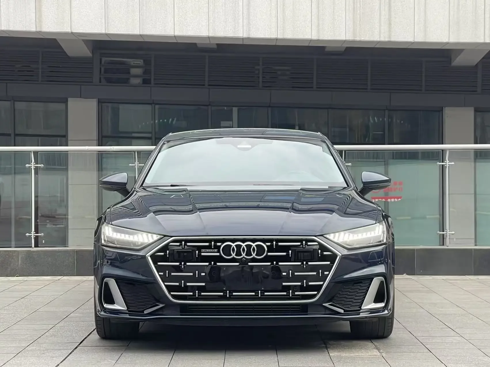 Audi A7L