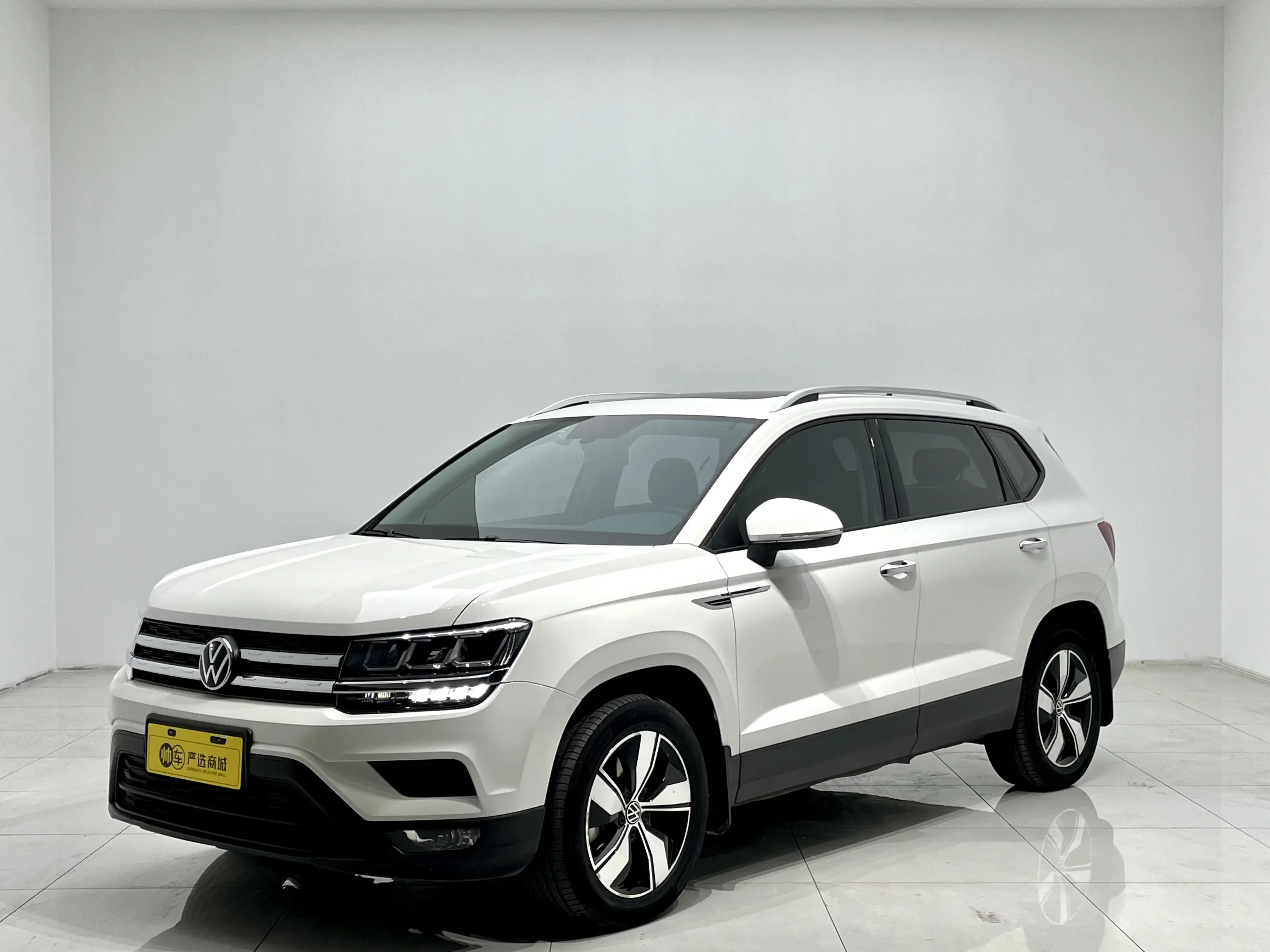 Volkswagen Tharu