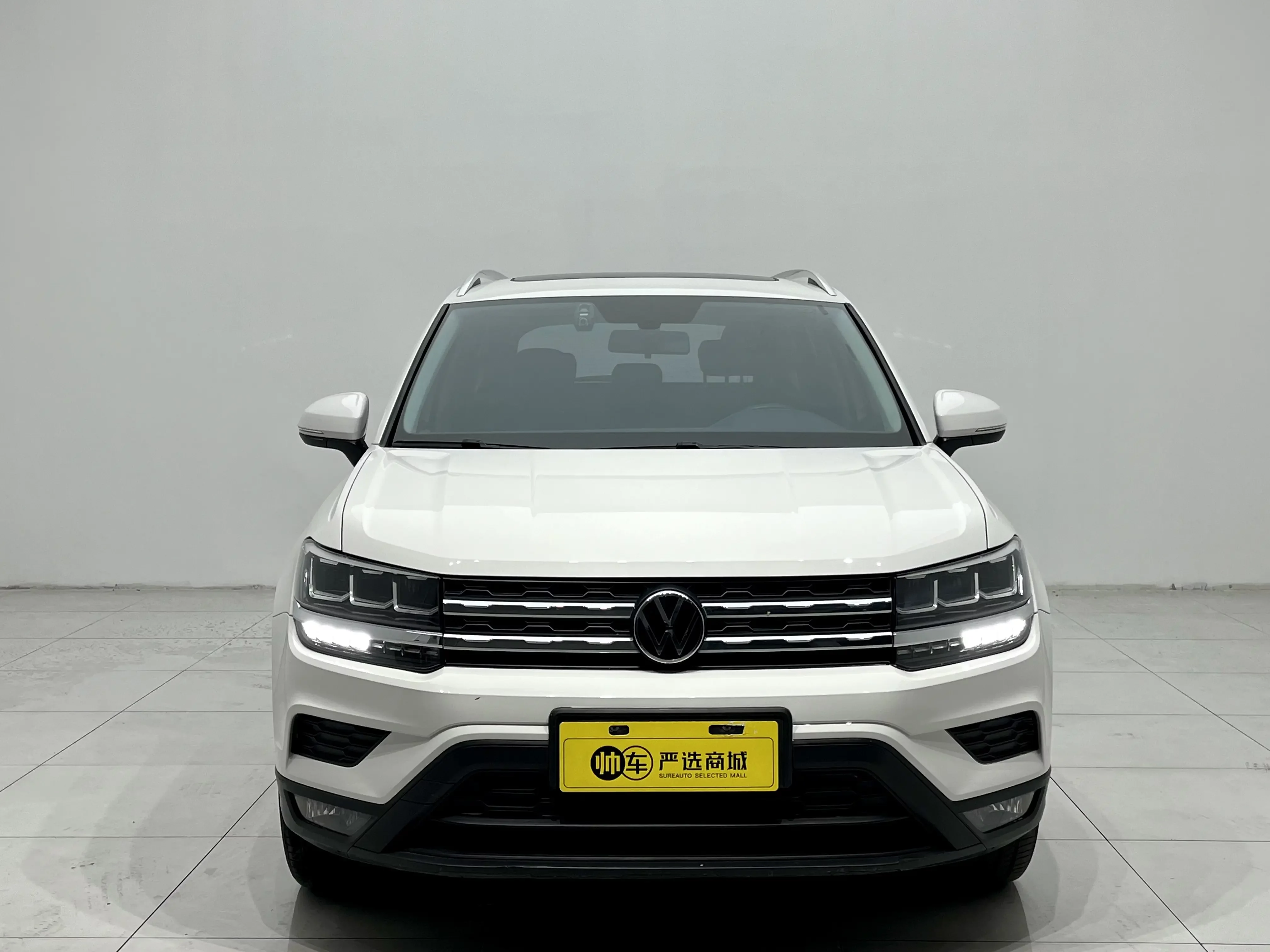 Volkswagen Tharu