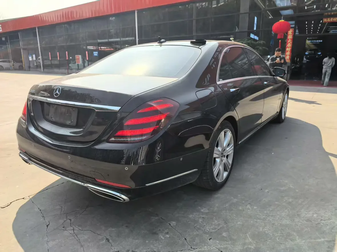 Mercedes-Benz S Class