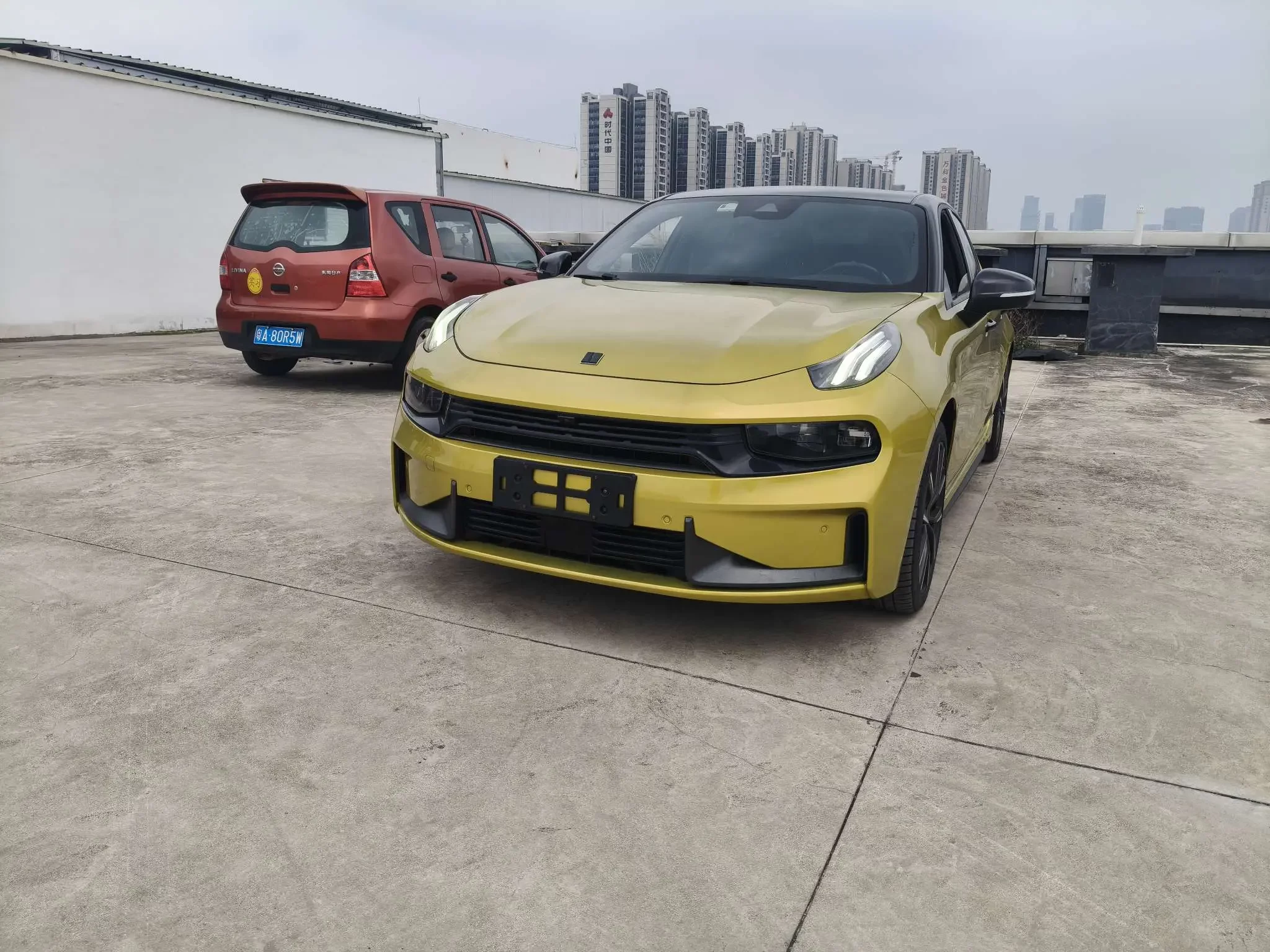 Lynk & Co 03