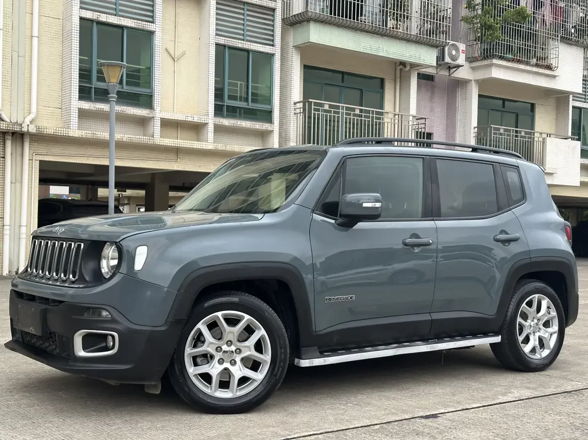 Jeep Freeman