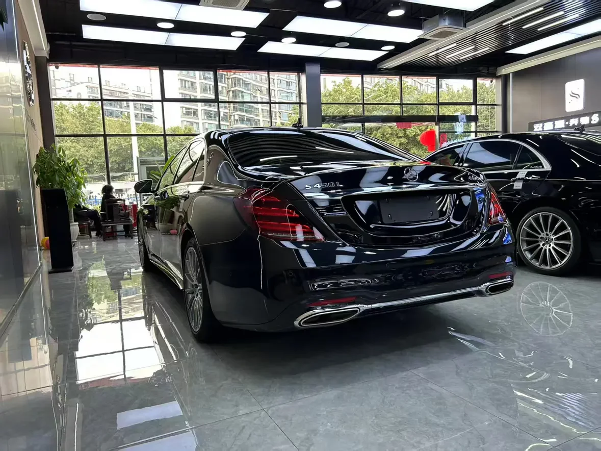 Mercedes-Benz S Class