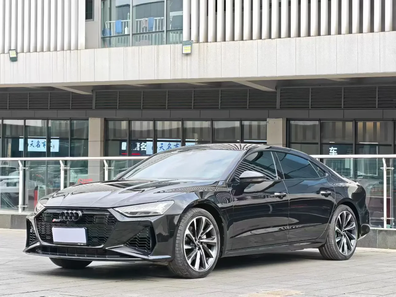 Audi A7L