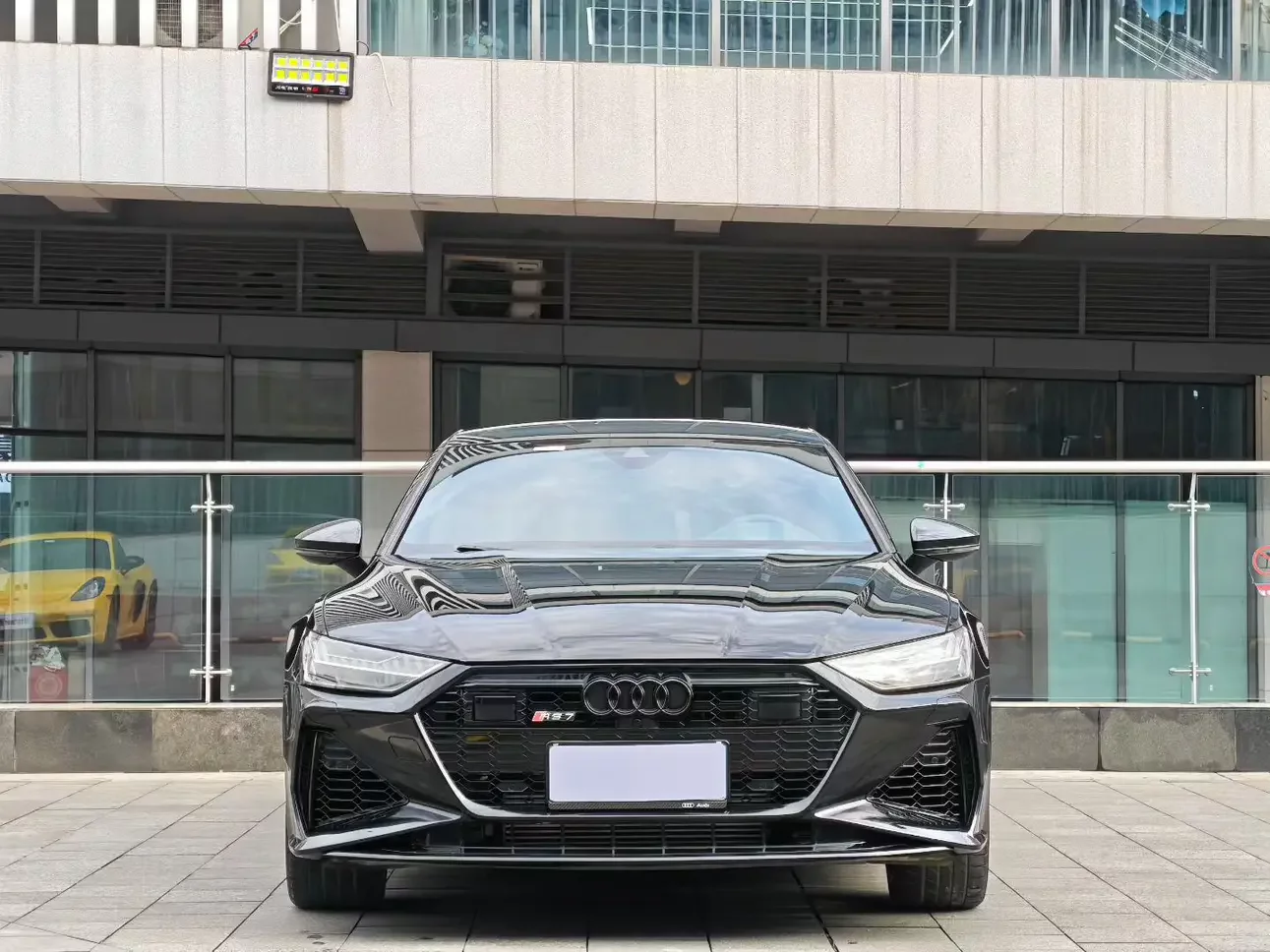Audi A7L