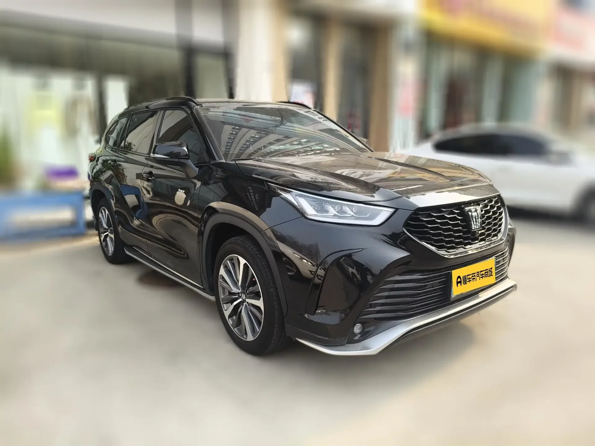 Toyota Crown Kluger