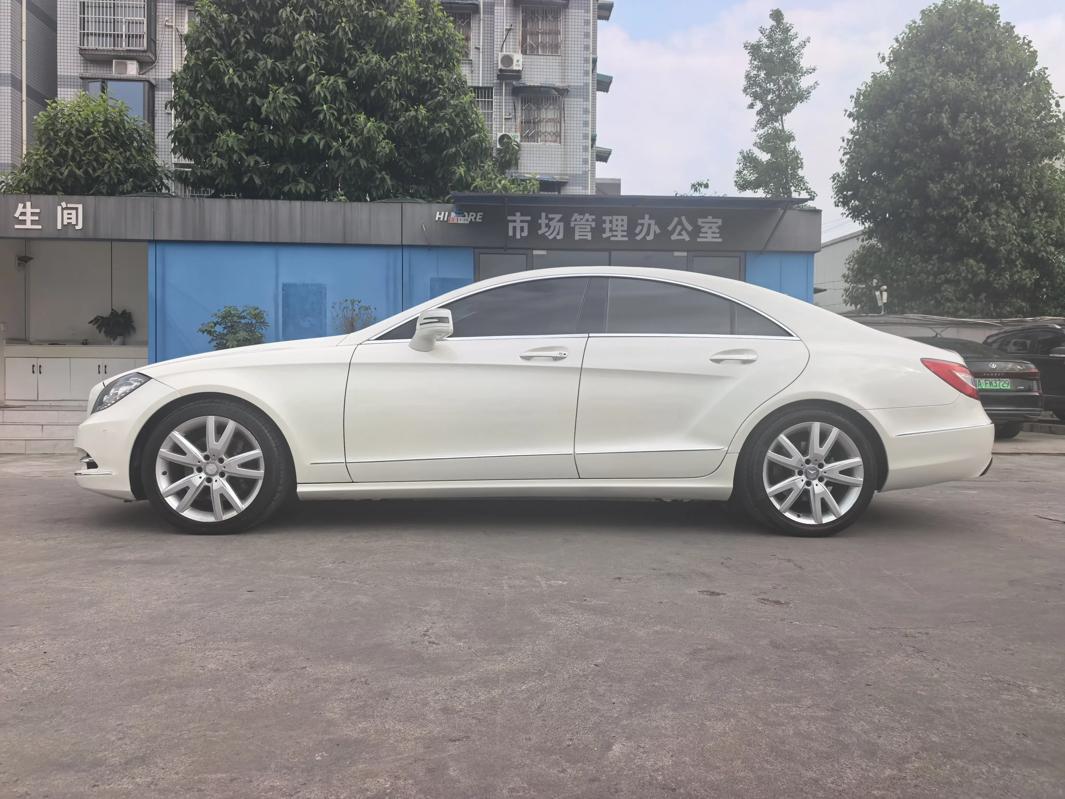 Mercedes-Benz CLS