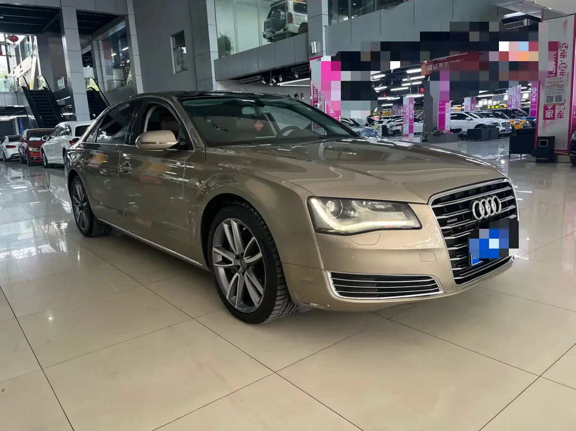 Audi A8