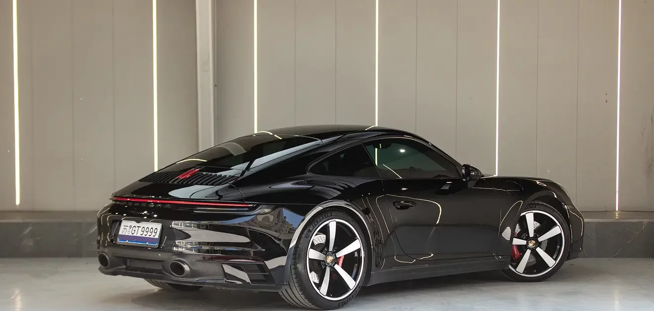 Porsche 911