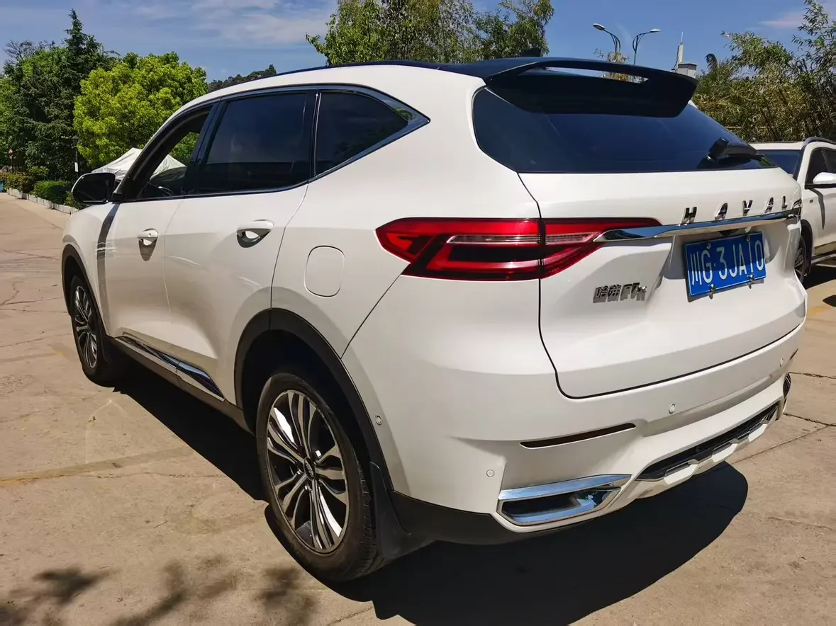 Haval F7