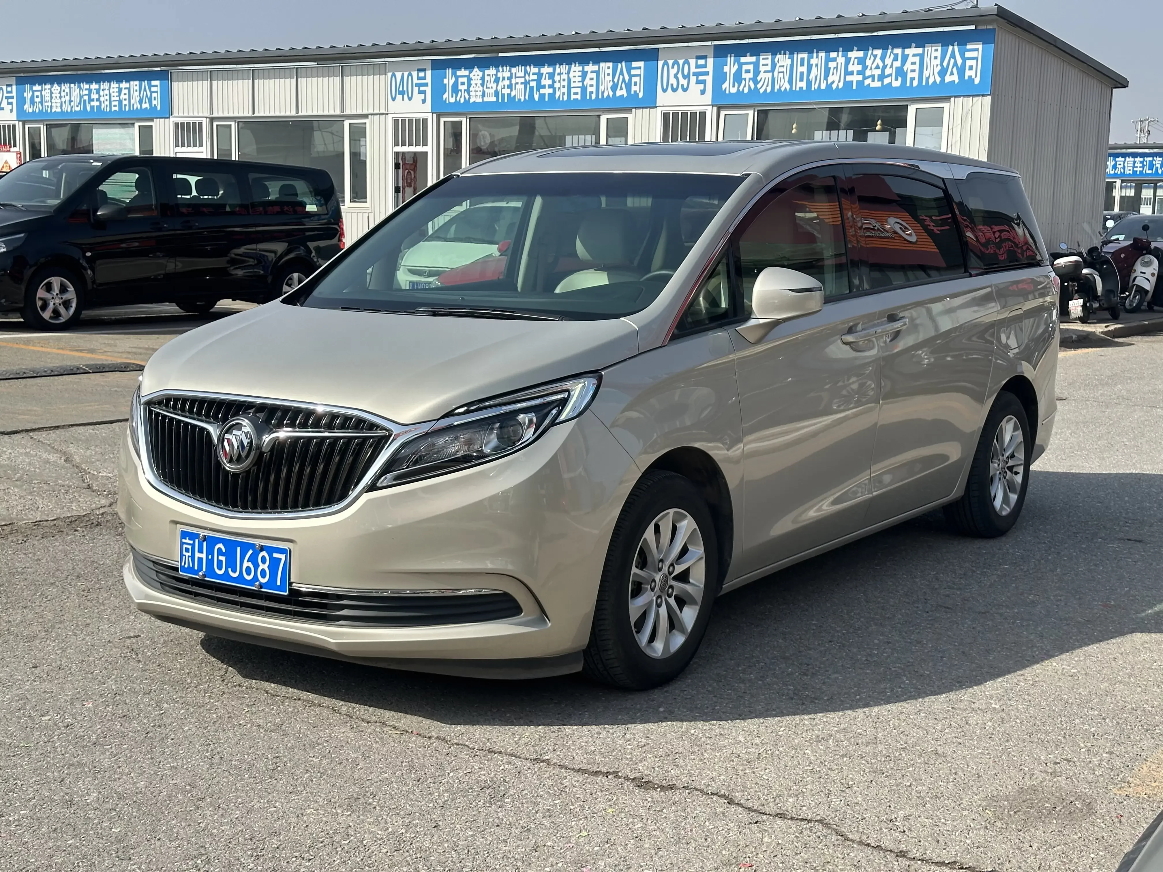 Buick GL8