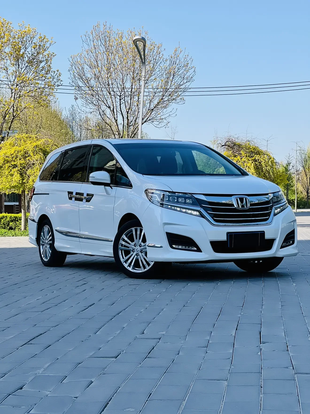 Honda Elysion