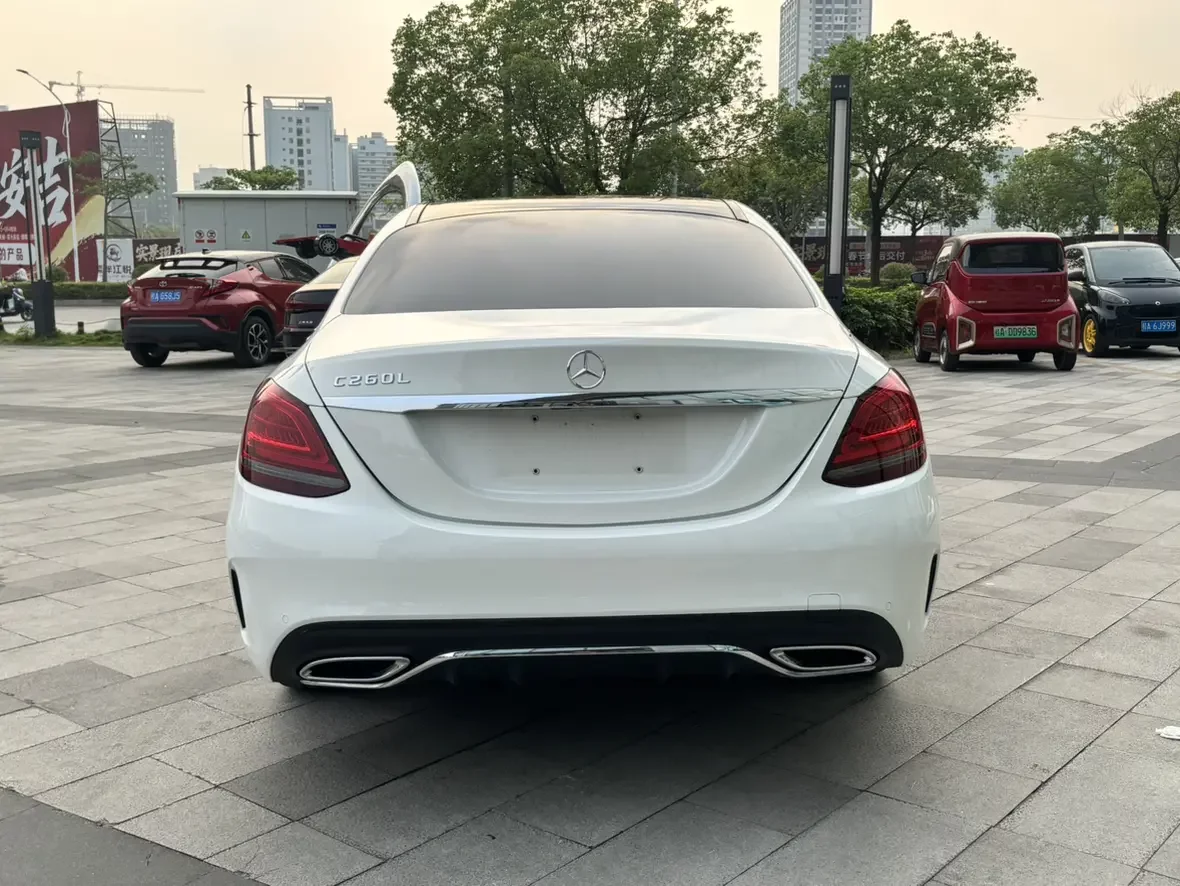 Mercedes-Benz C Class