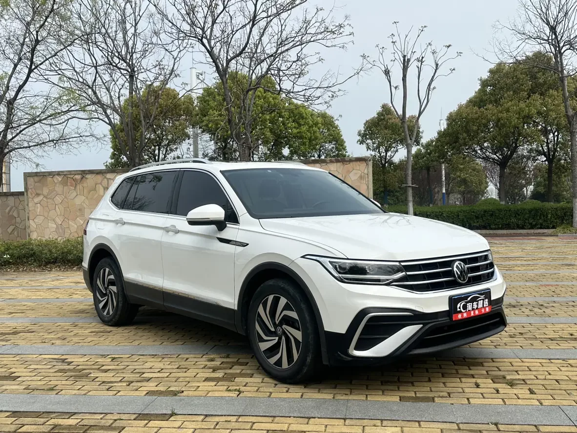 Volkswagen Tiguan L