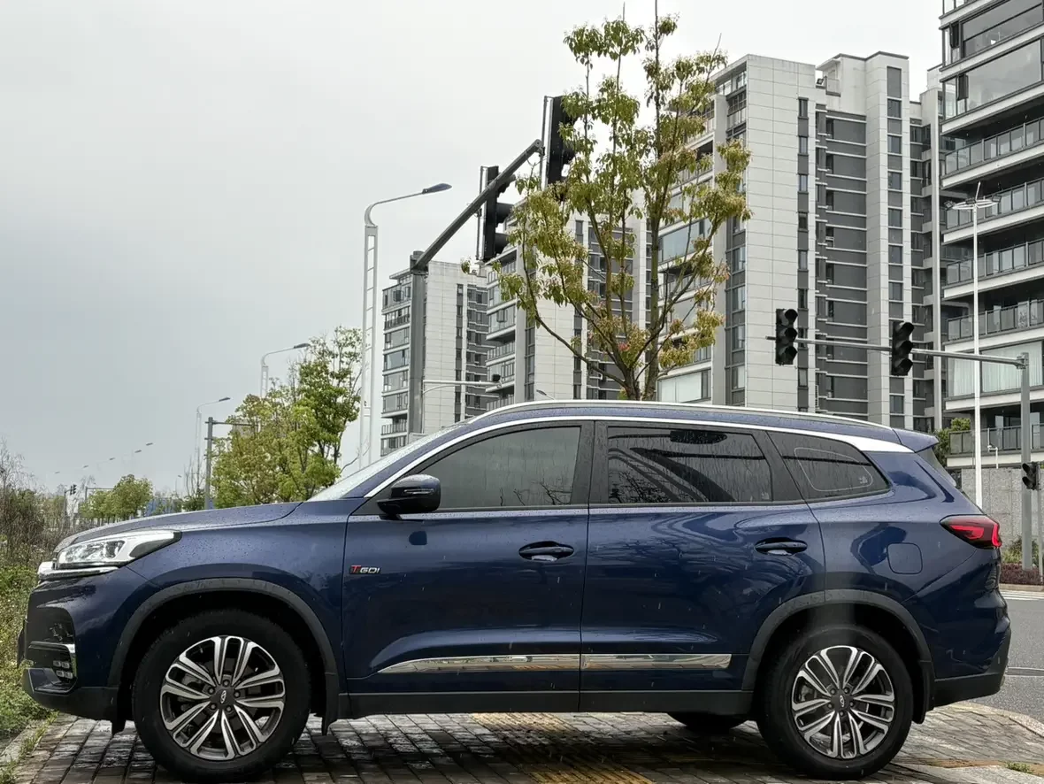Chery Tiggo 8