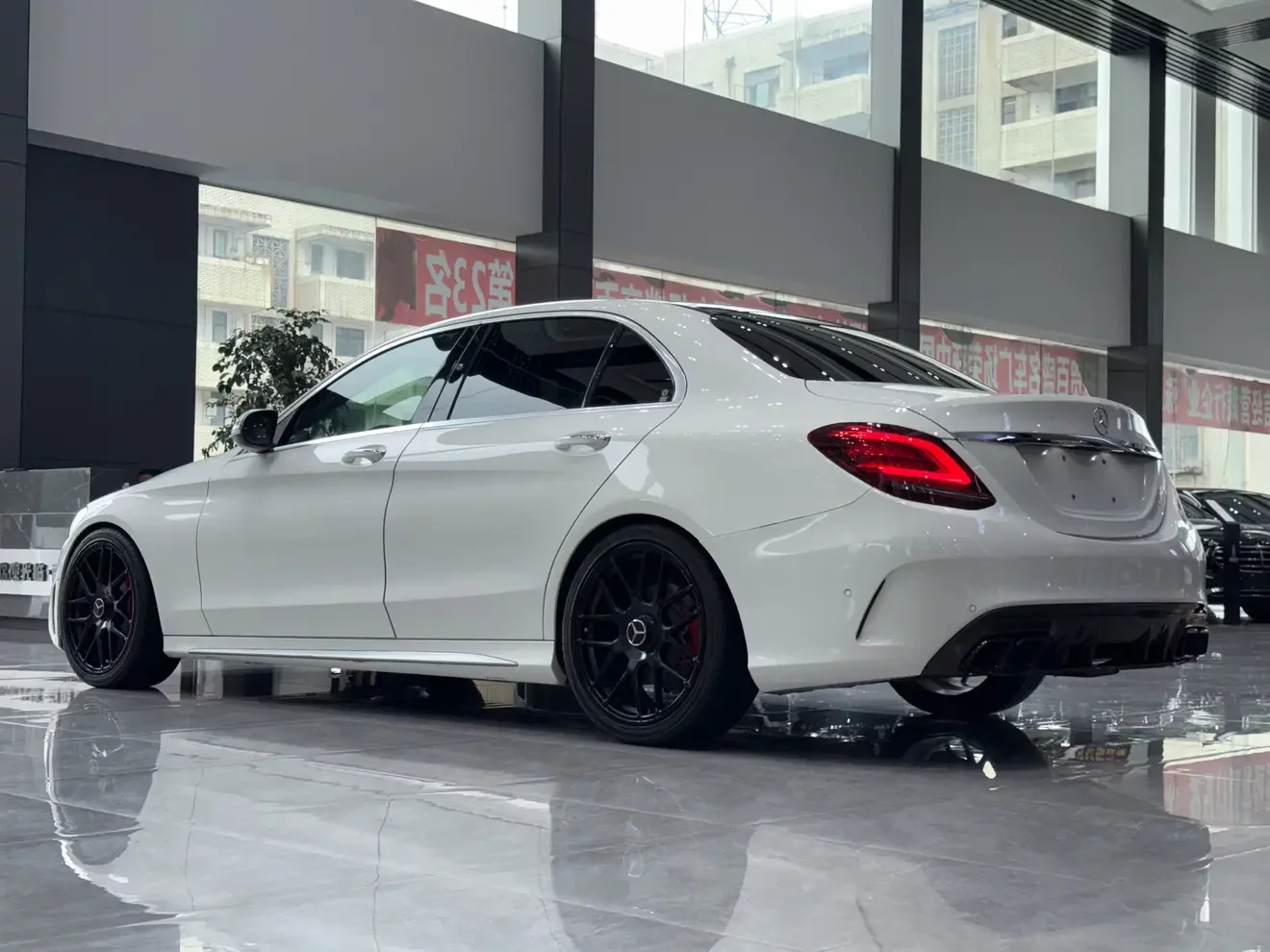 Mercedes-Benz C Class