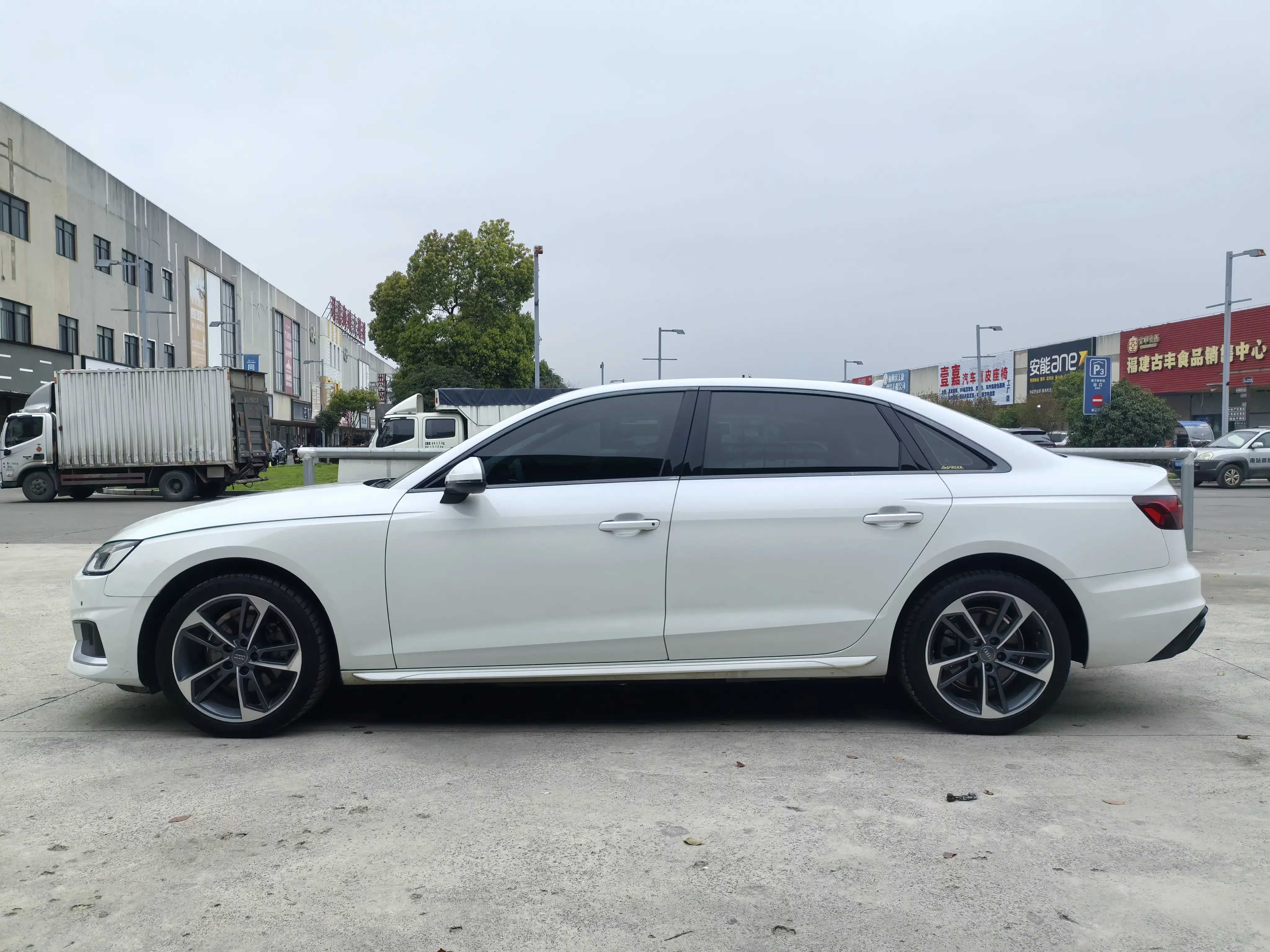 Audi A4L
