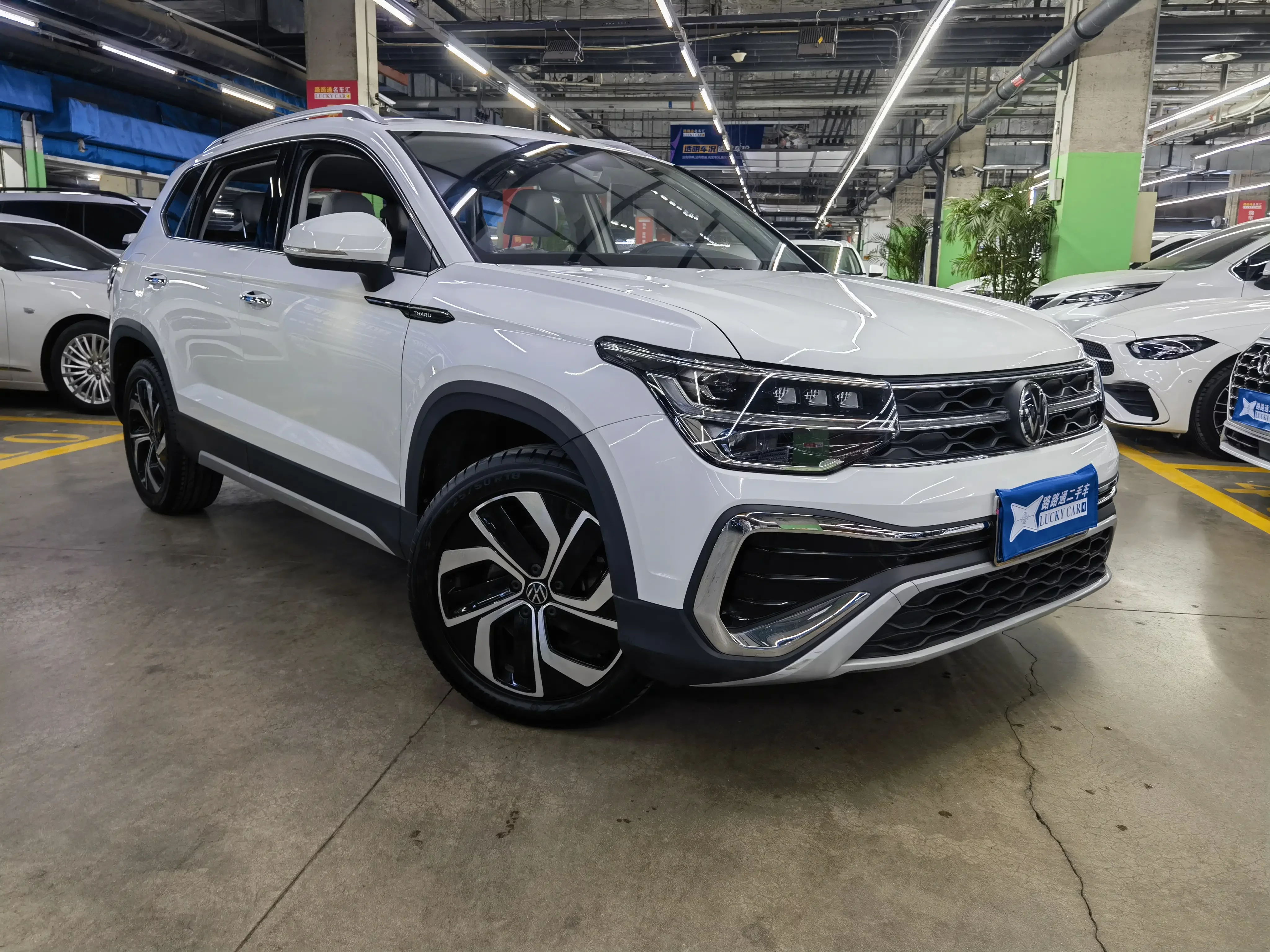Volkswagen Tharu