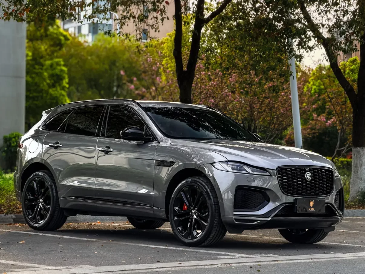 Jaguar F-PACE
