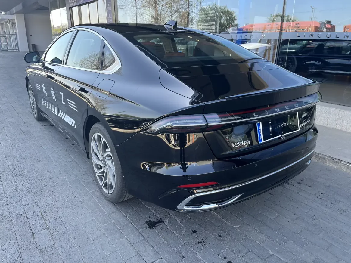 Lincoln Z