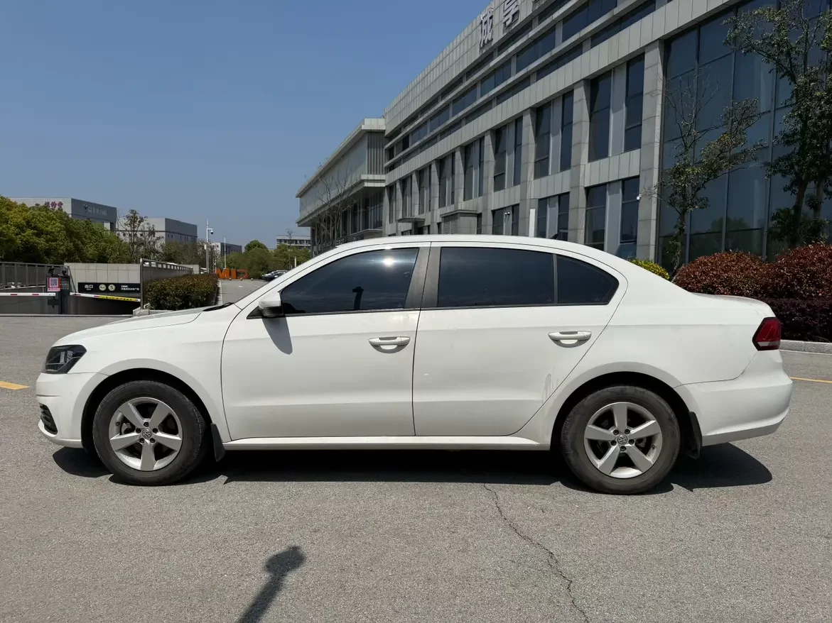 Volkswagen Lavida