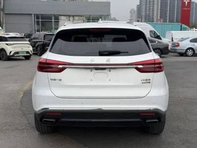 Hongqi HS5