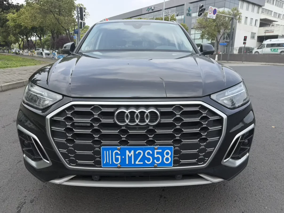 Audi Q5L Sportback