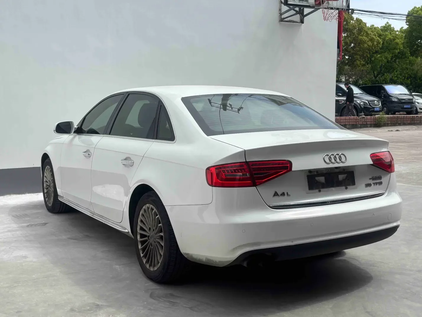 Audi A4L