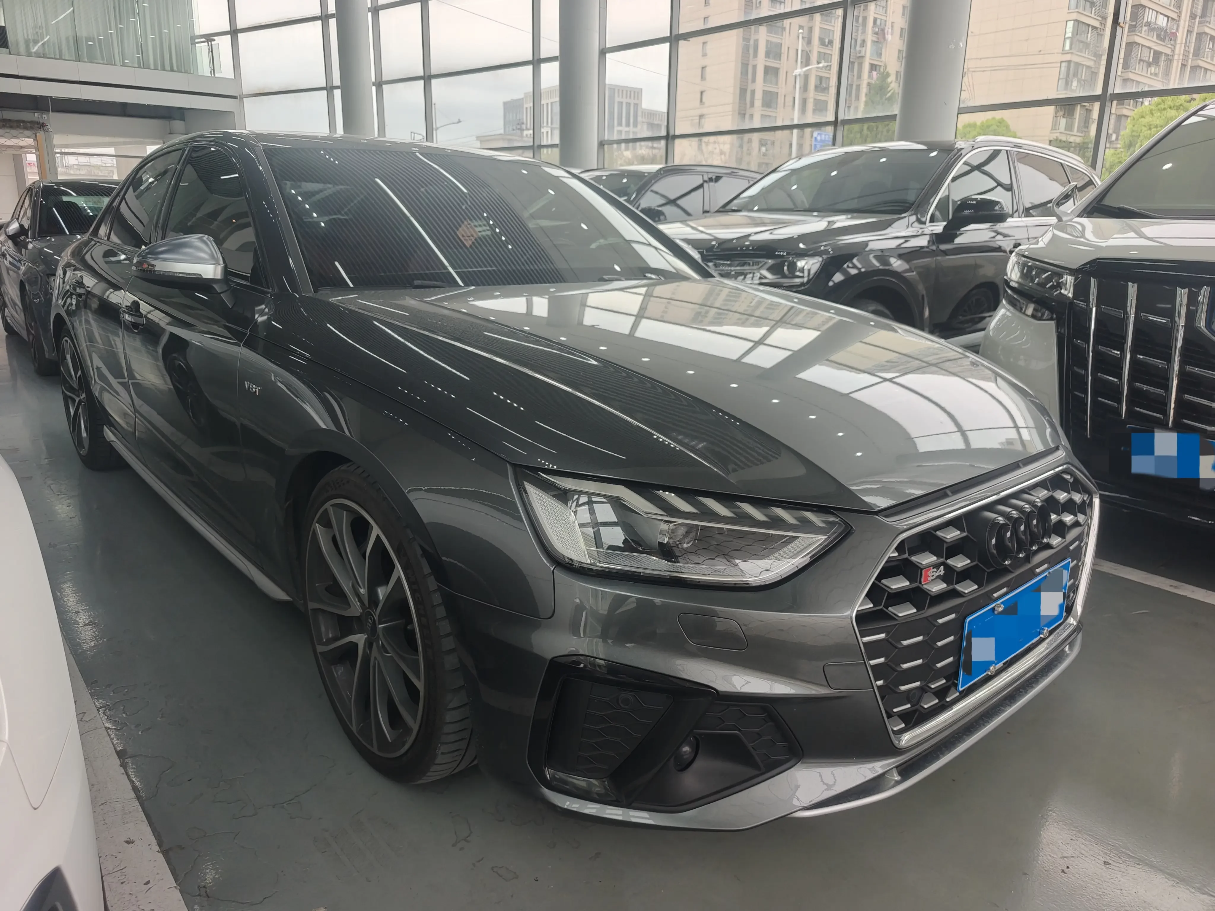 Audi S4