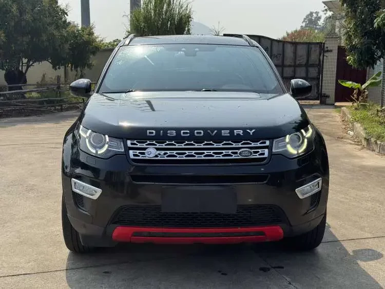 Land Rover Discover the magic