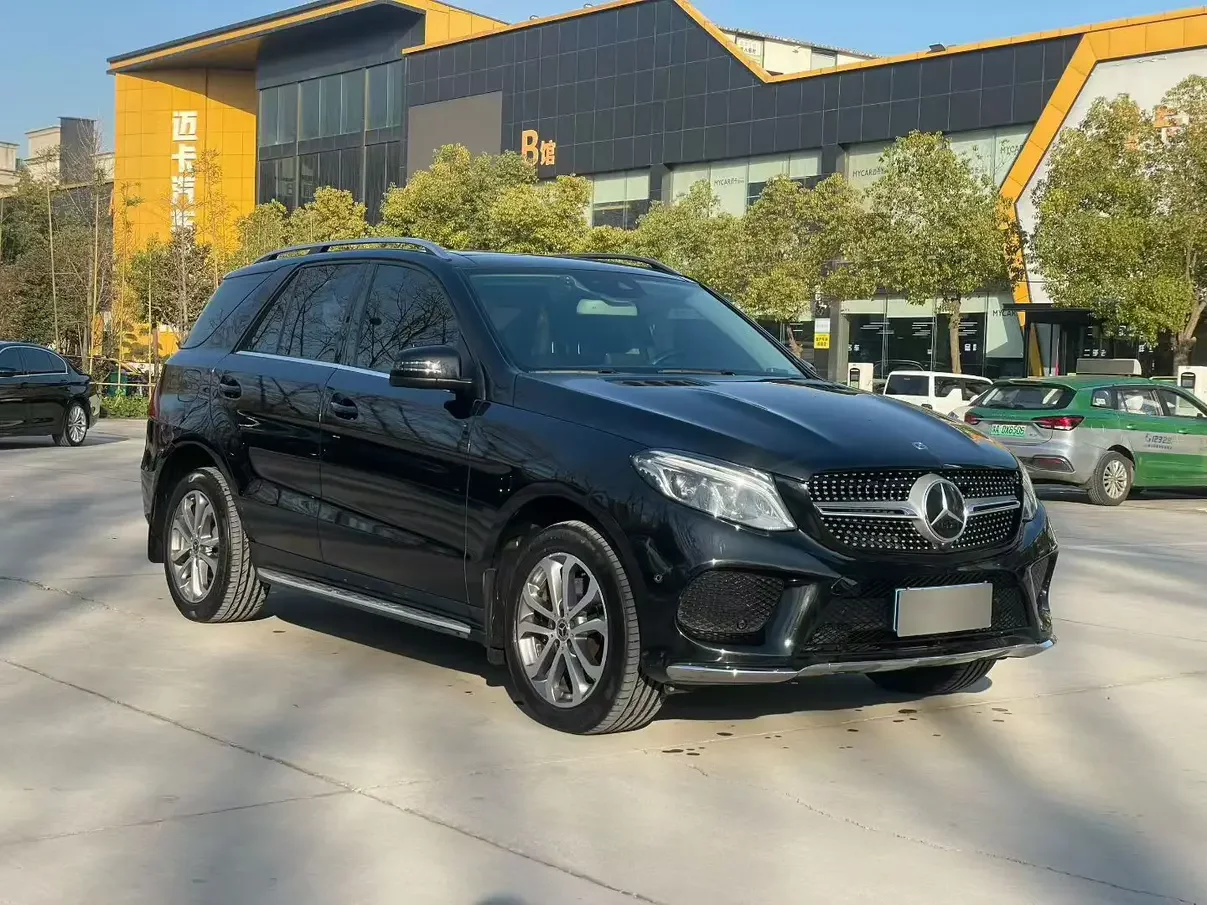Mercedes-Benz GLE (Imported)