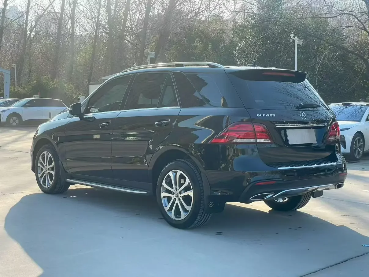 Mercedes-Benz GLE (Imported)