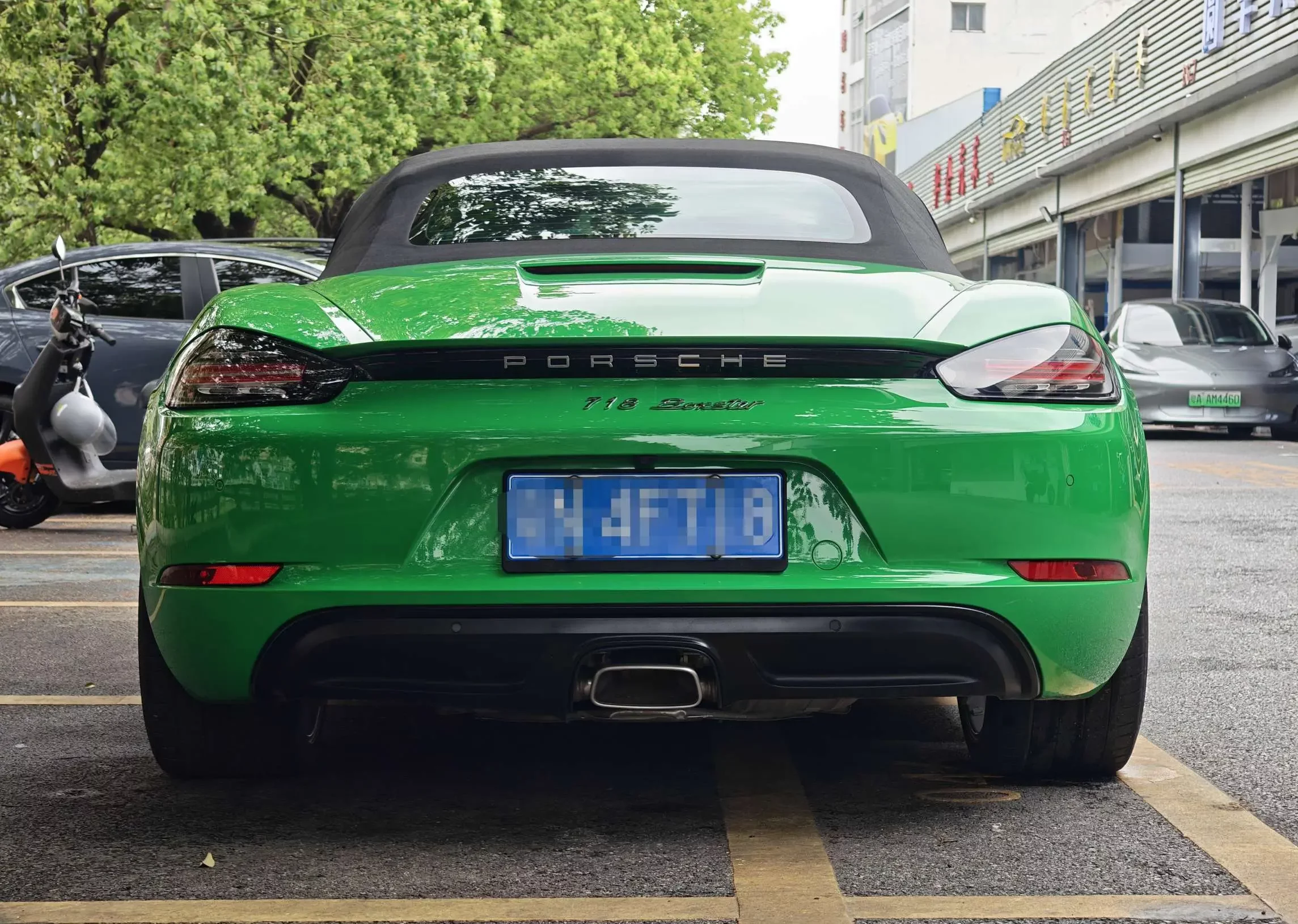 Porsche 718