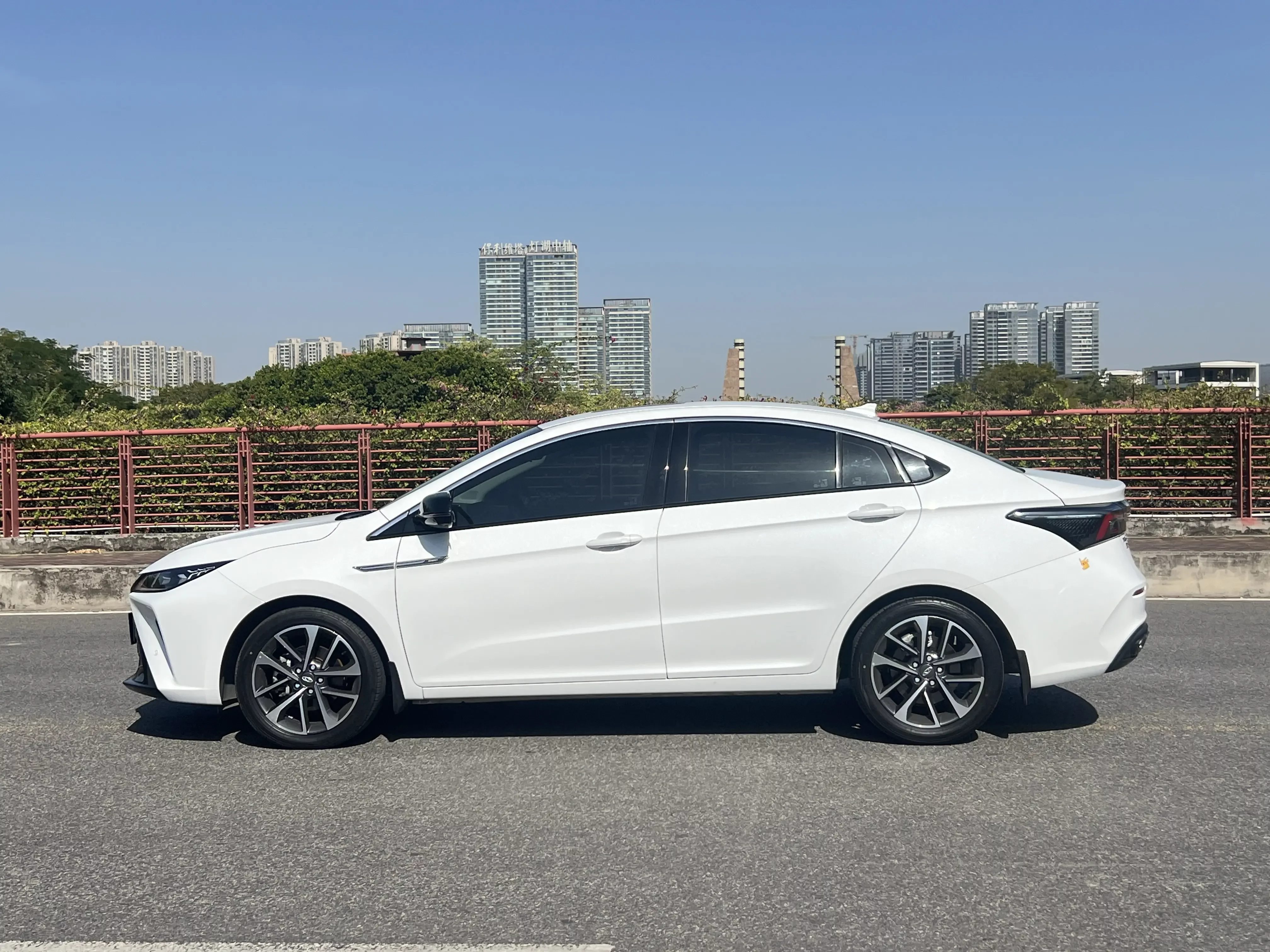 Chery Arrizo 5 GT