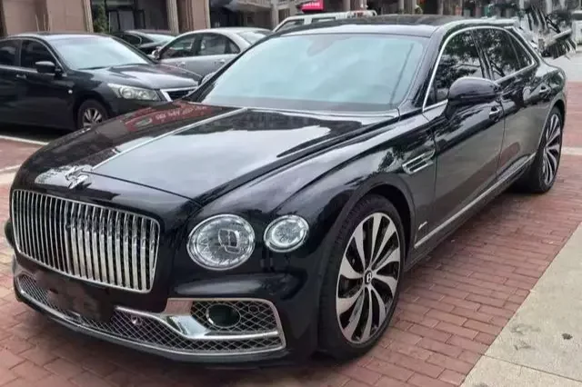Bentley galloping