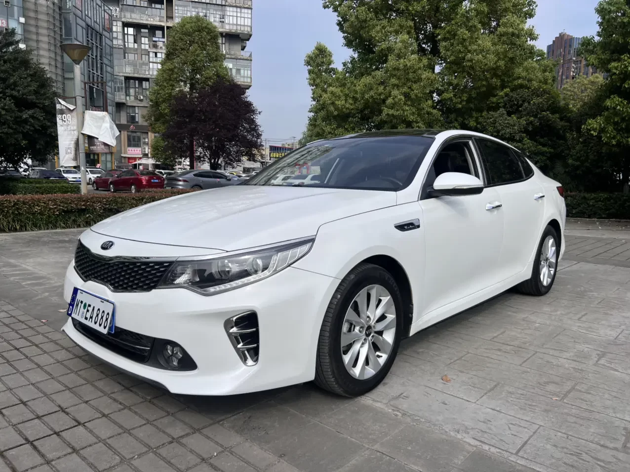Kia K5