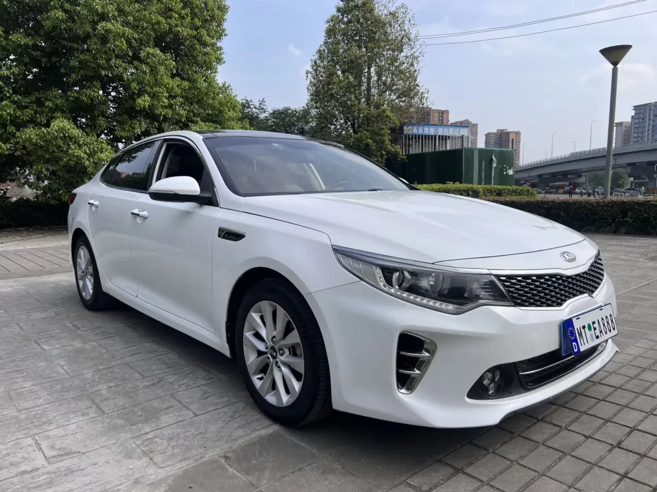 Kia K5