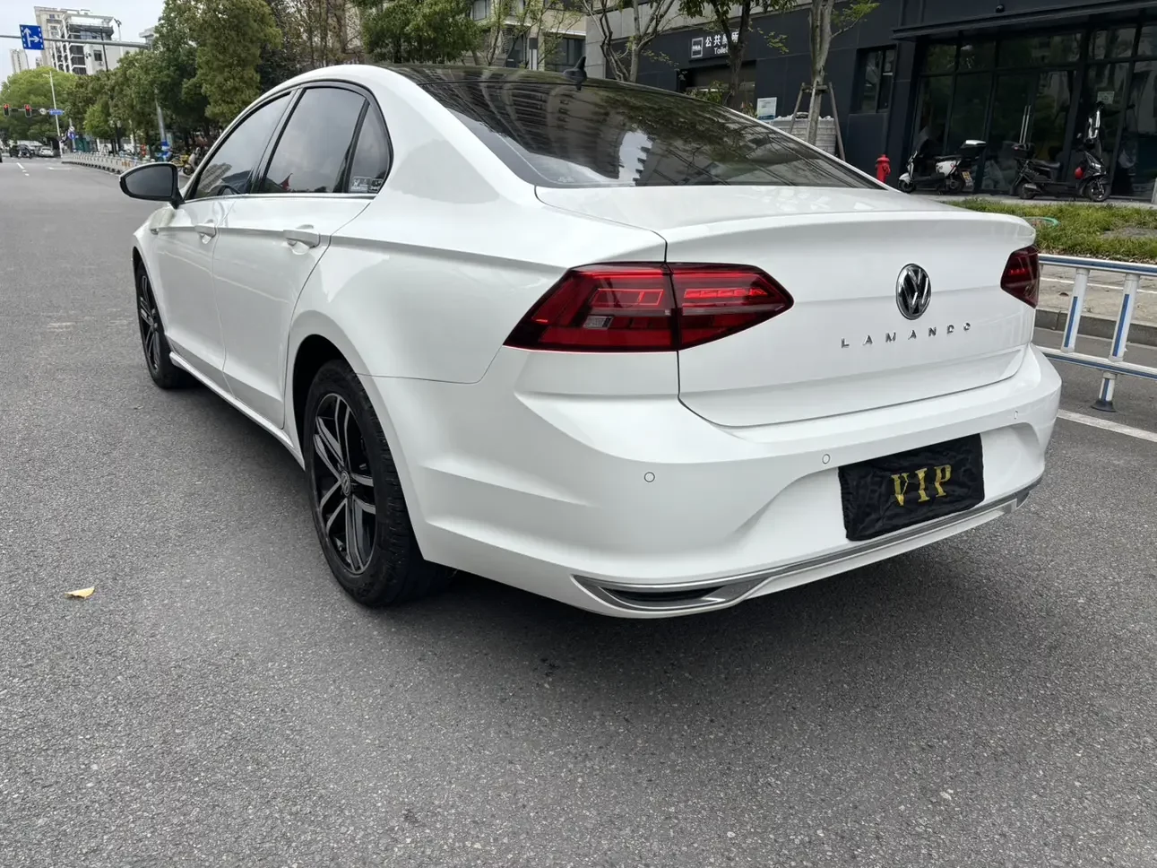 Volkswagen Lamando
