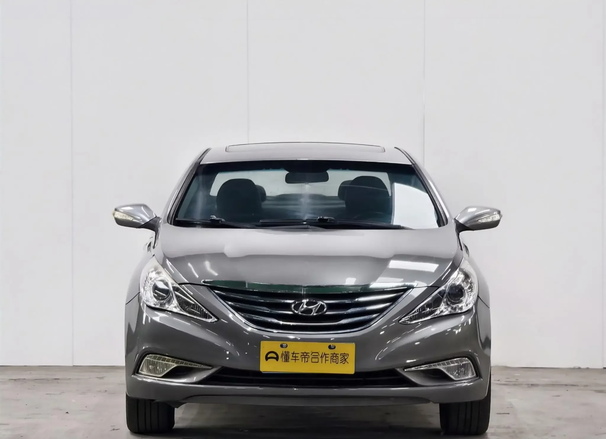 Hyundai sonata eight