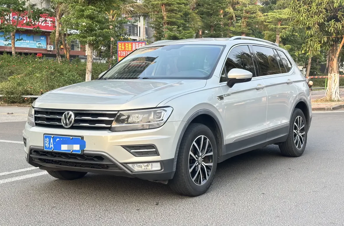 Volkswagen Tiguan L