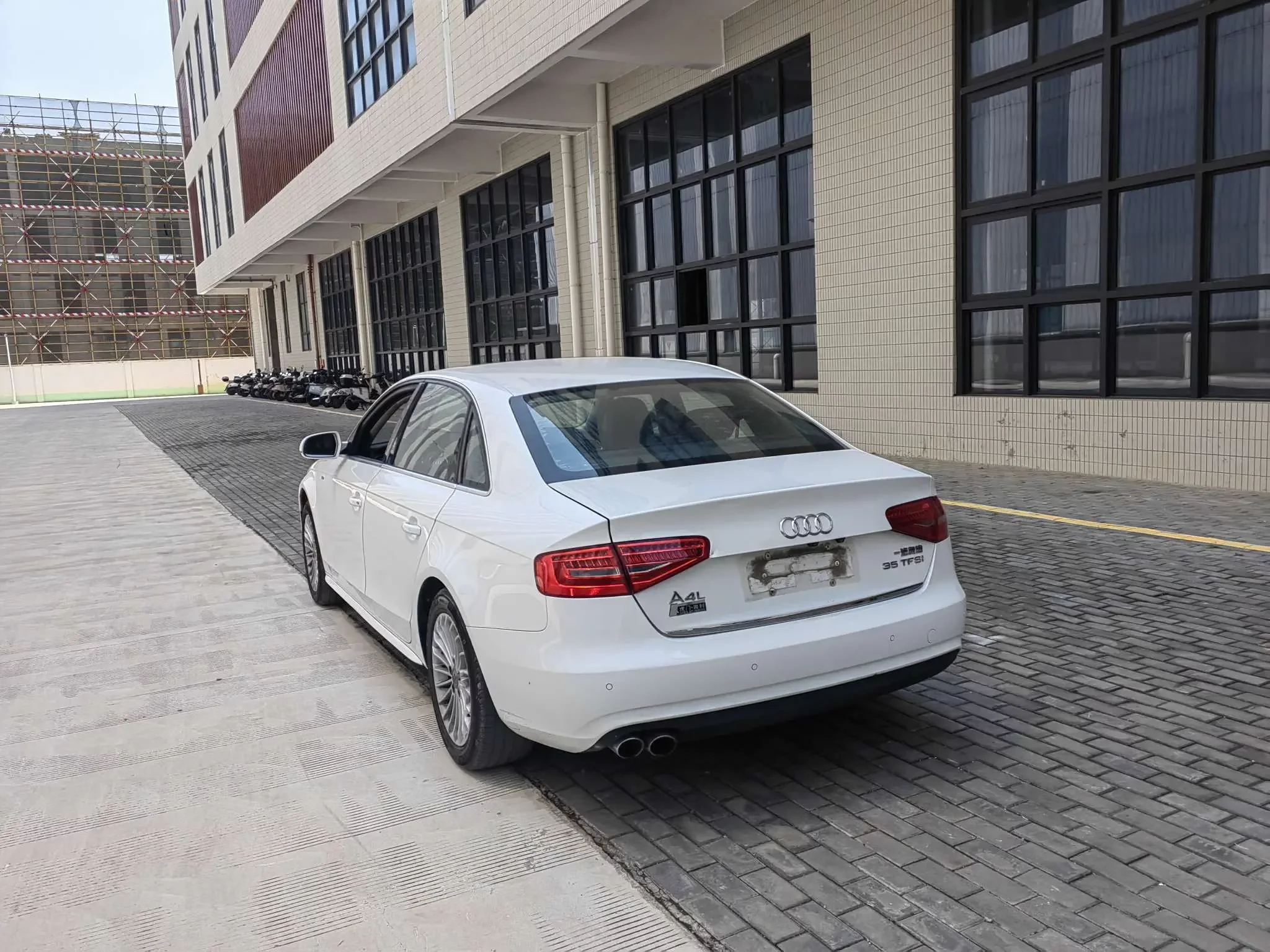Audi A4L