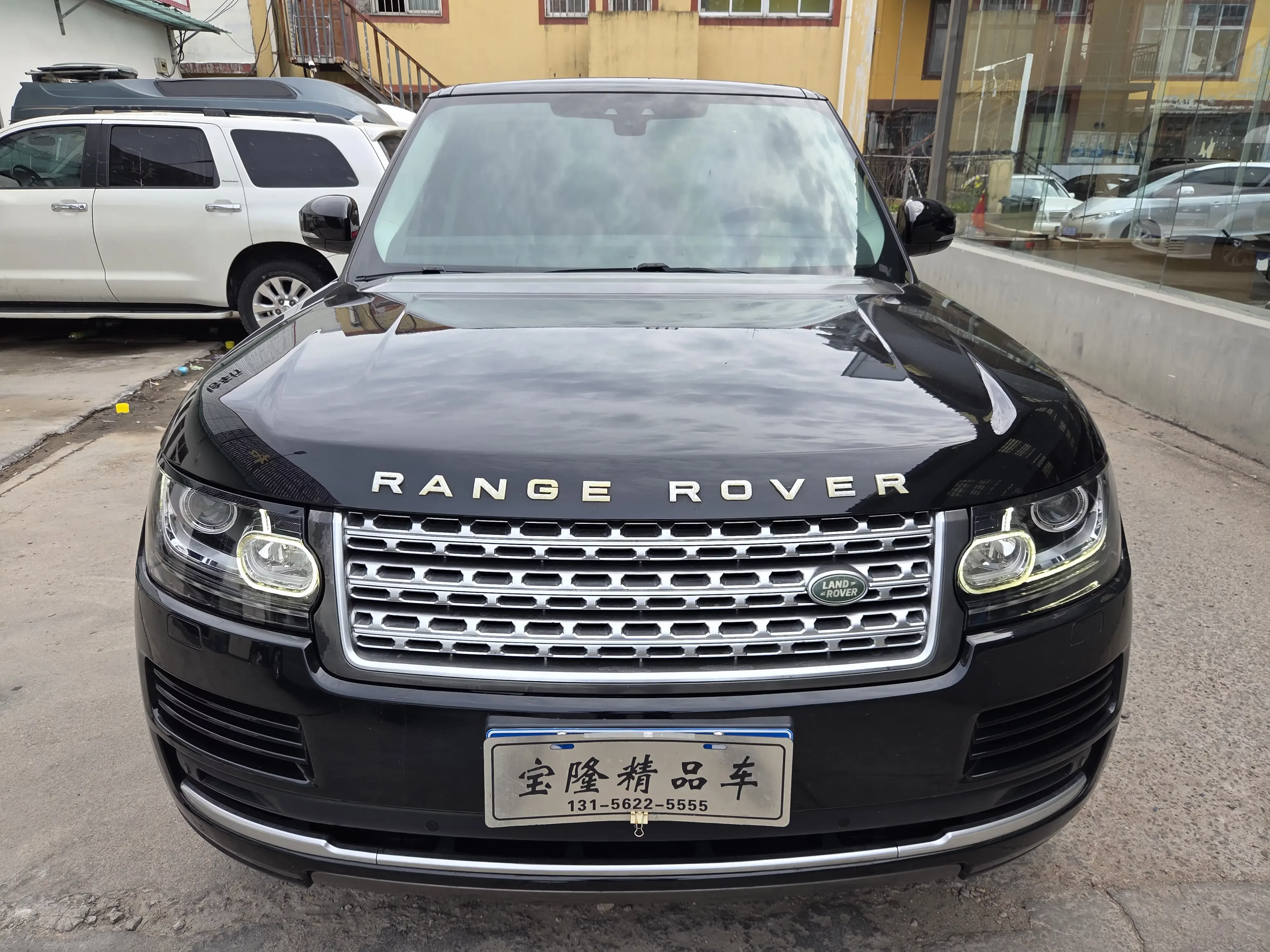 Land Rover range rover