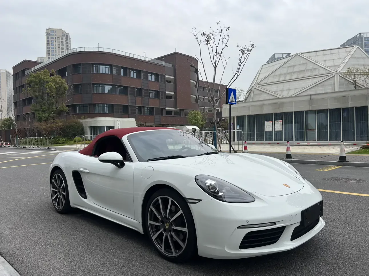 Porsche 718