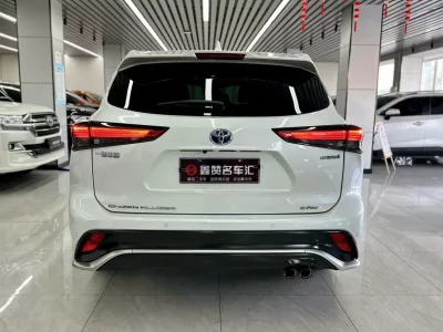 Toyota Crown Kluger