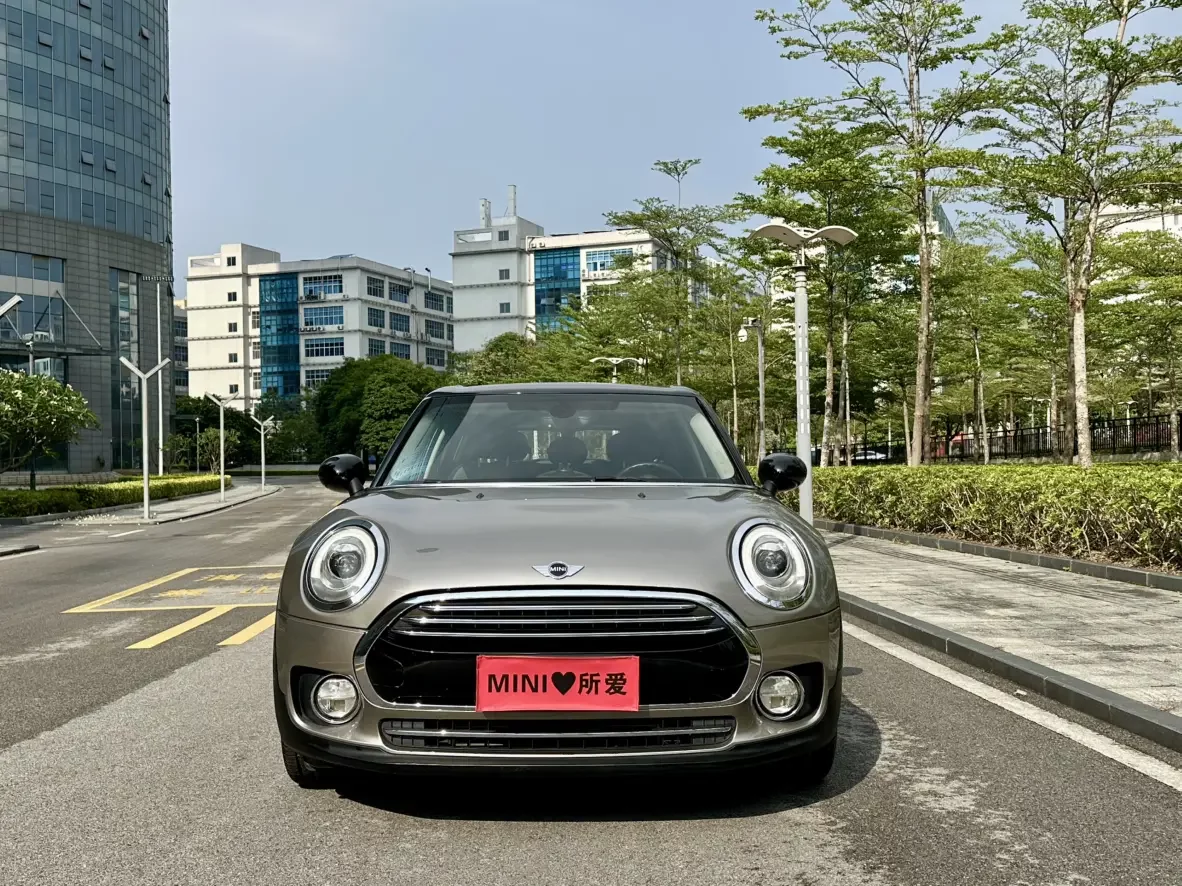 MINI CLUBMAN