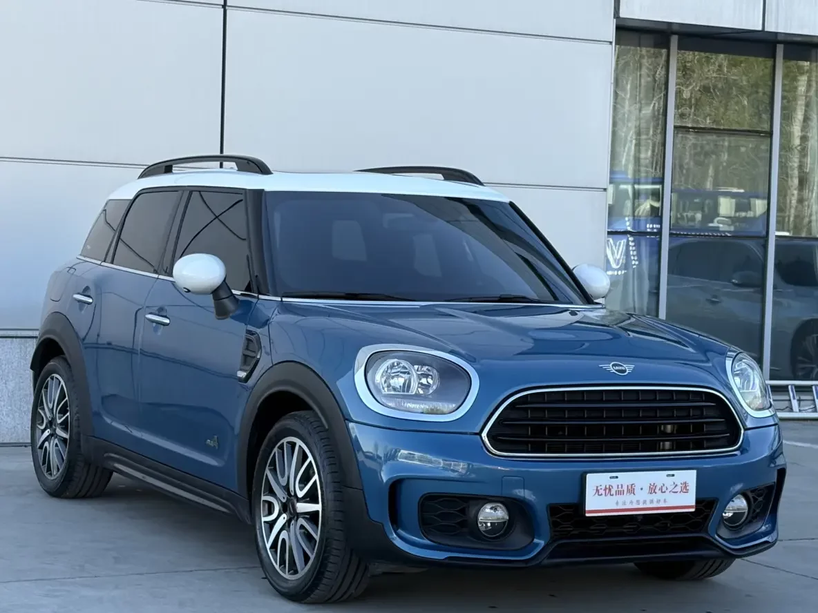 MINI COUNTRYMAN