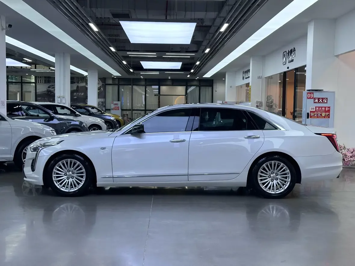 Cadillac CT6