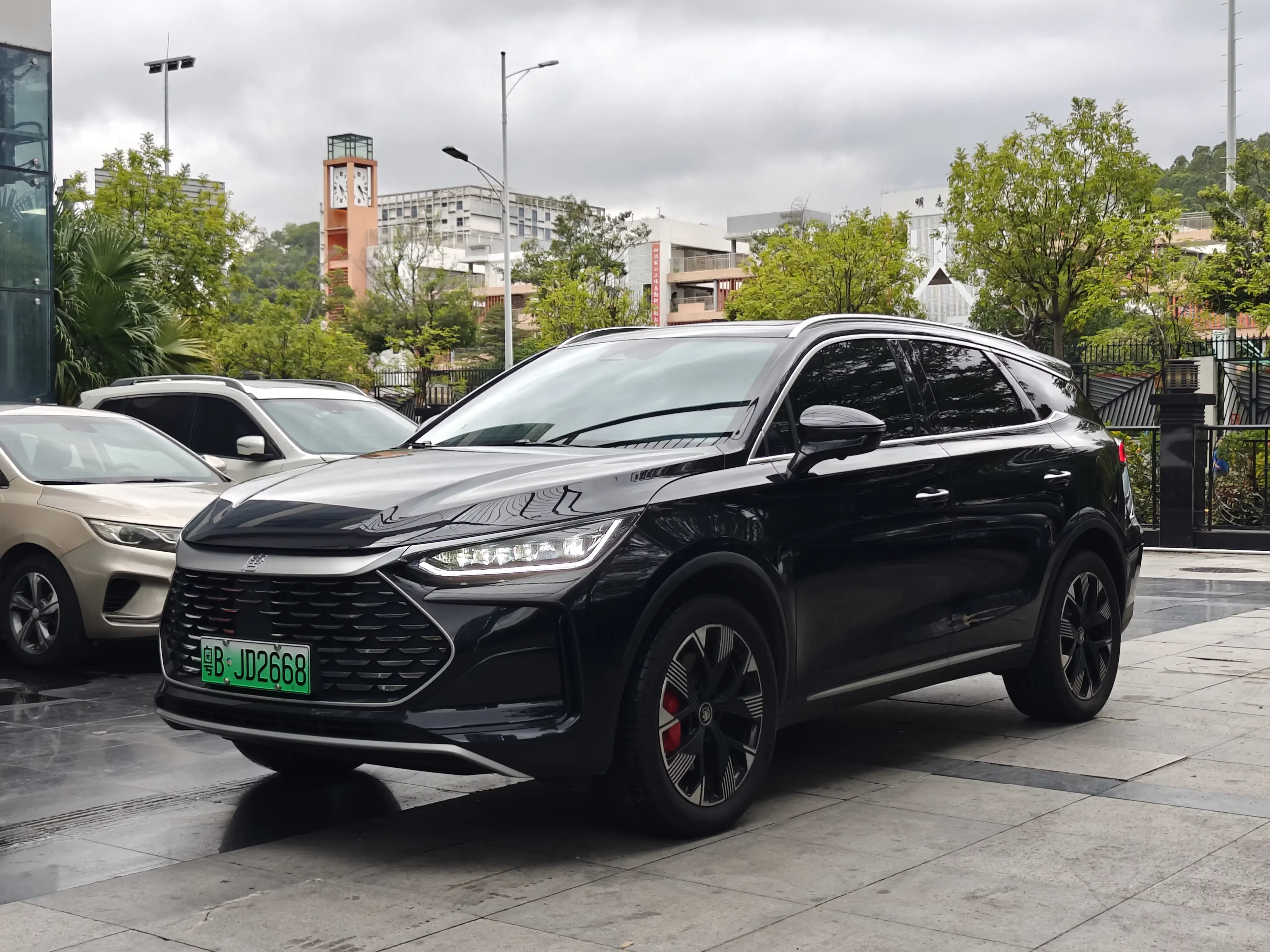 BYD Tang DM