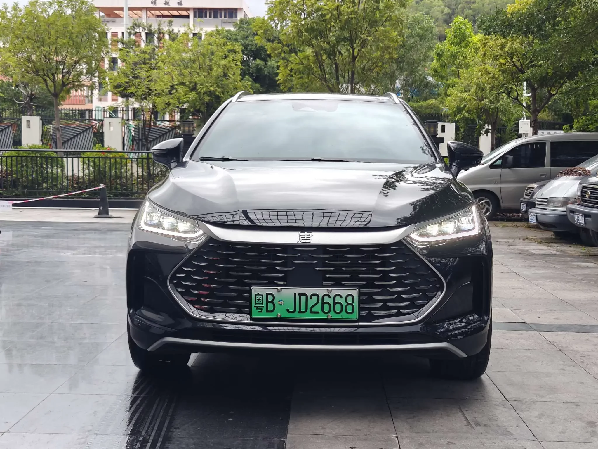 BYD Tang DM